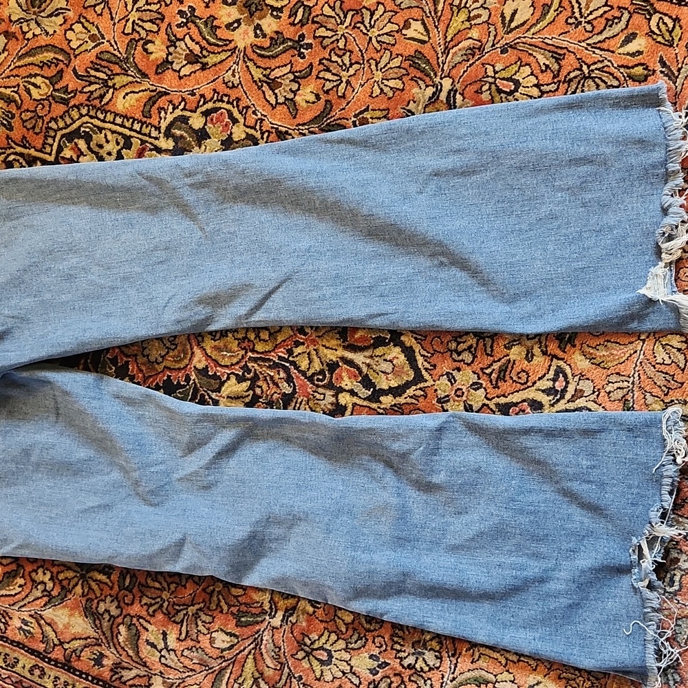 American Eagle Distressed Flare Jeans 8 Long - Picture 11 of 11